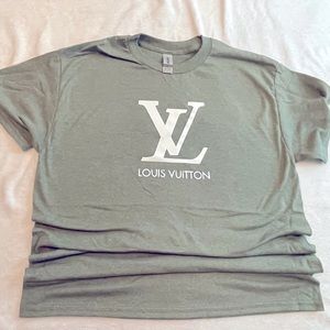 Louis Vuitton heather green T-shirt. New